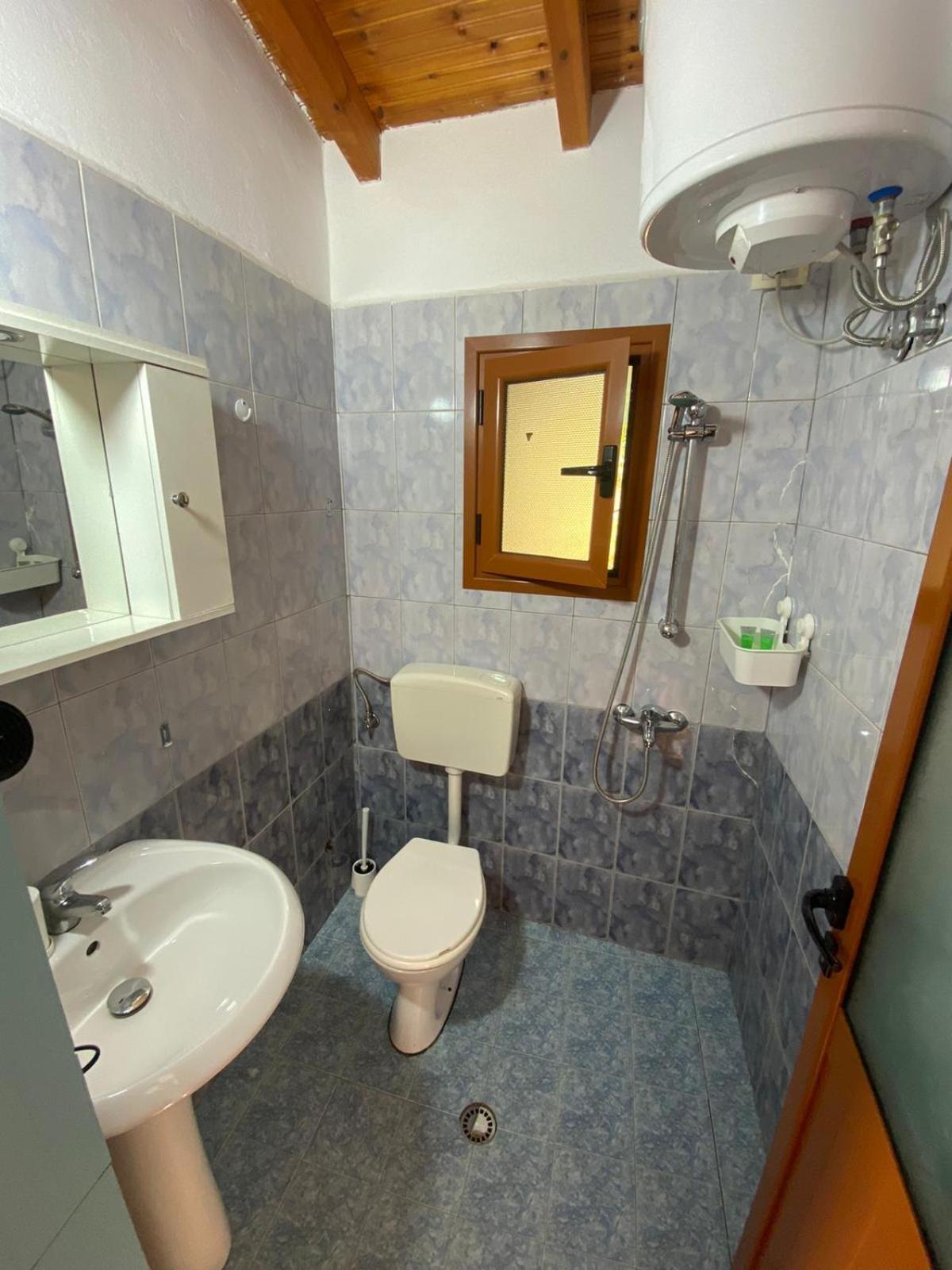 Vlorë Sea View Apartments מראה חיצוני תמונה