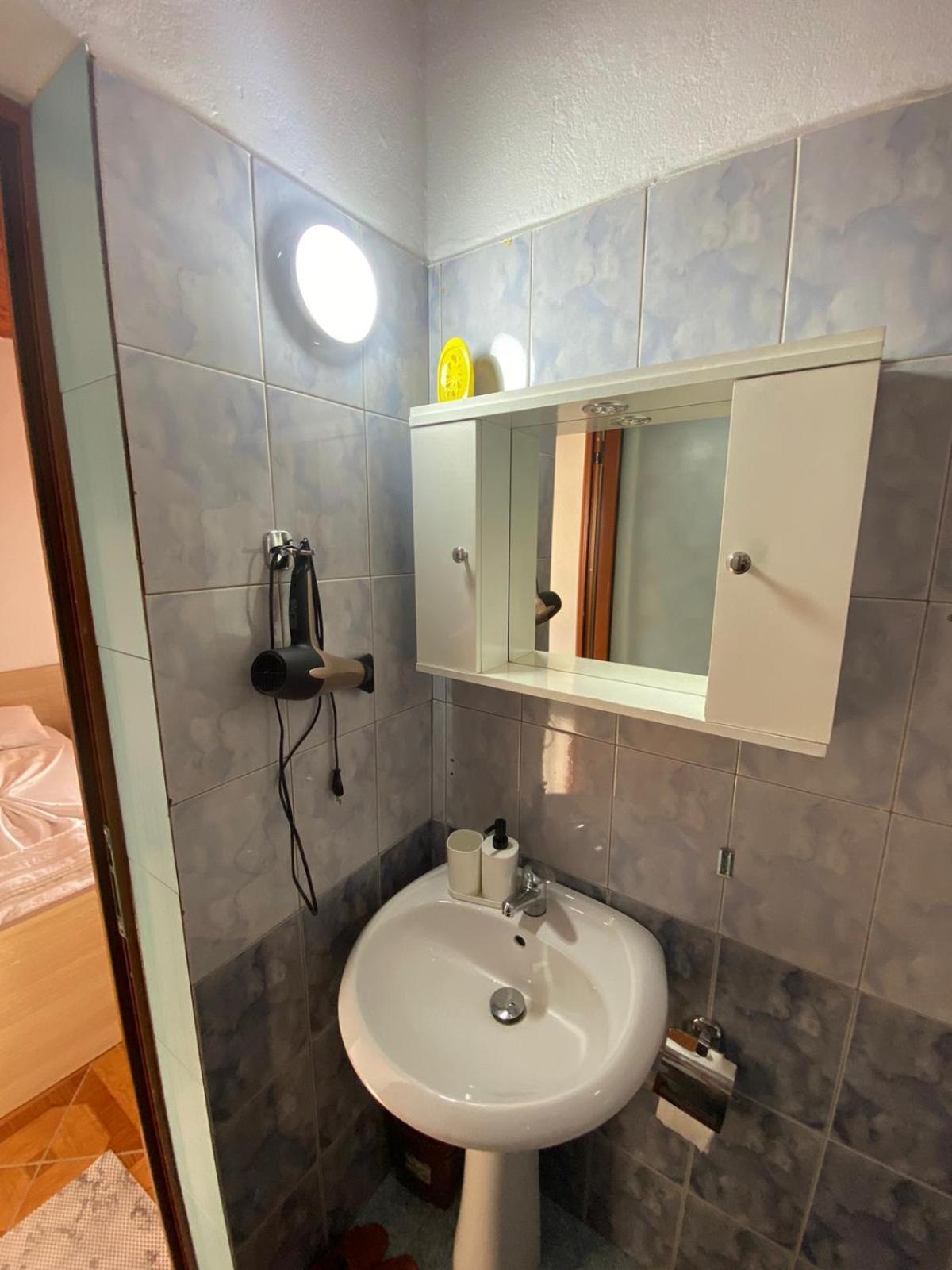 Vlorë Sea View Apartments מראה חיצוני תמונה